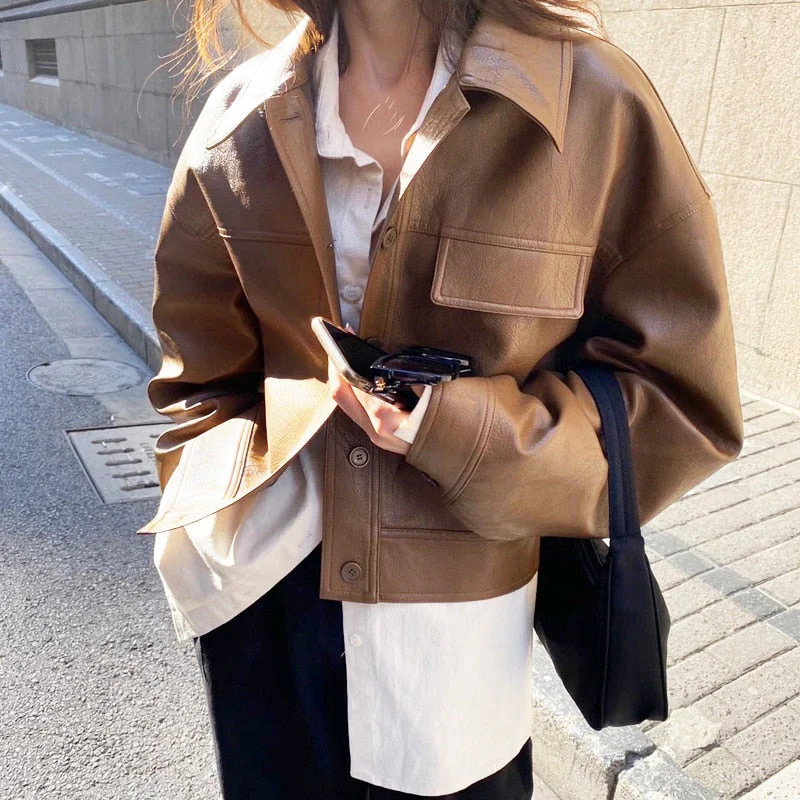Damen Braune Jacke Mit Knöpfen - Cropped Fit Mit Taschen - Image 3