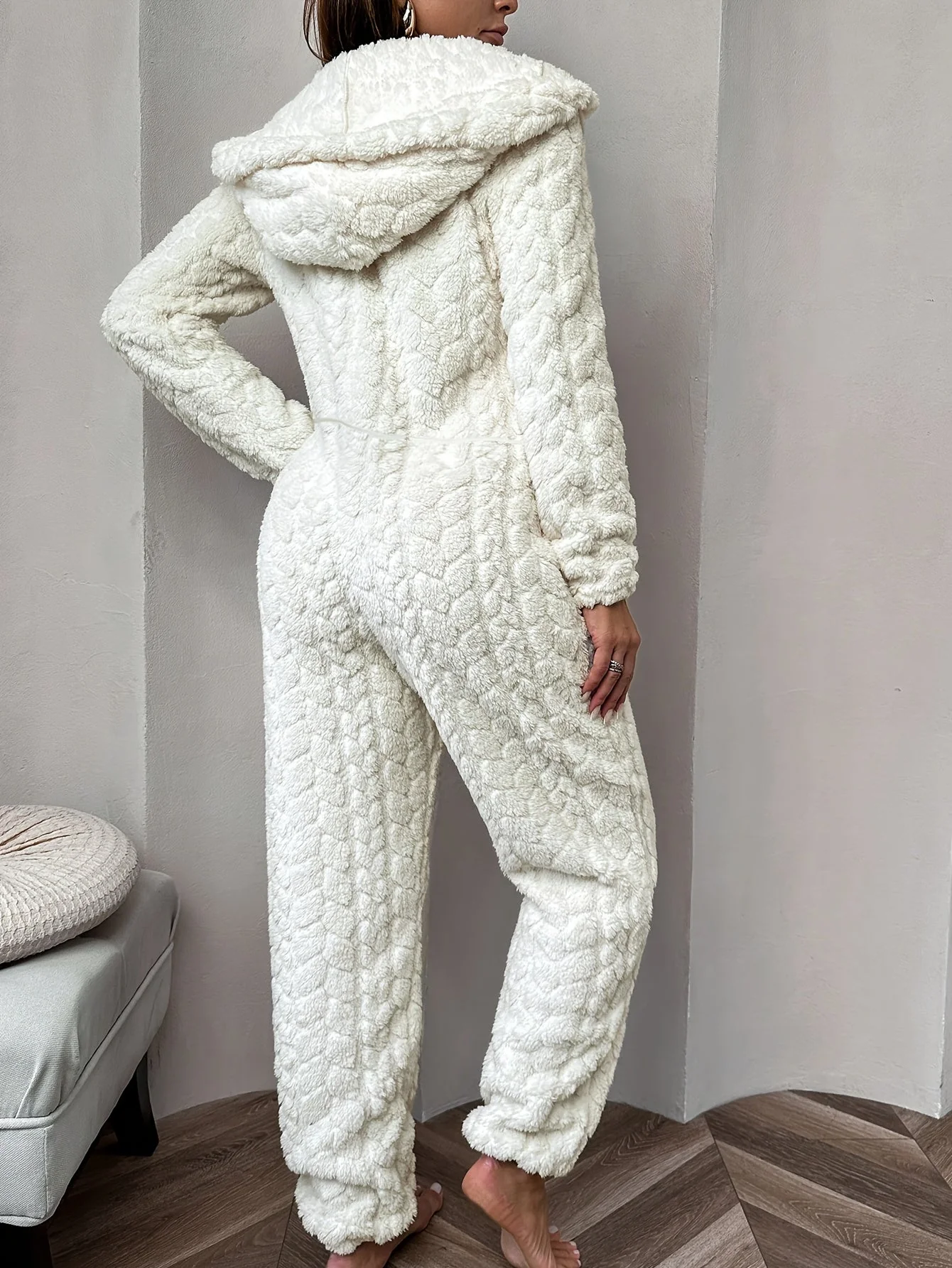Damen Creme Texturierter Kapuzen-Onesie - Reißverschluss Weiche Loungewear - Image 2