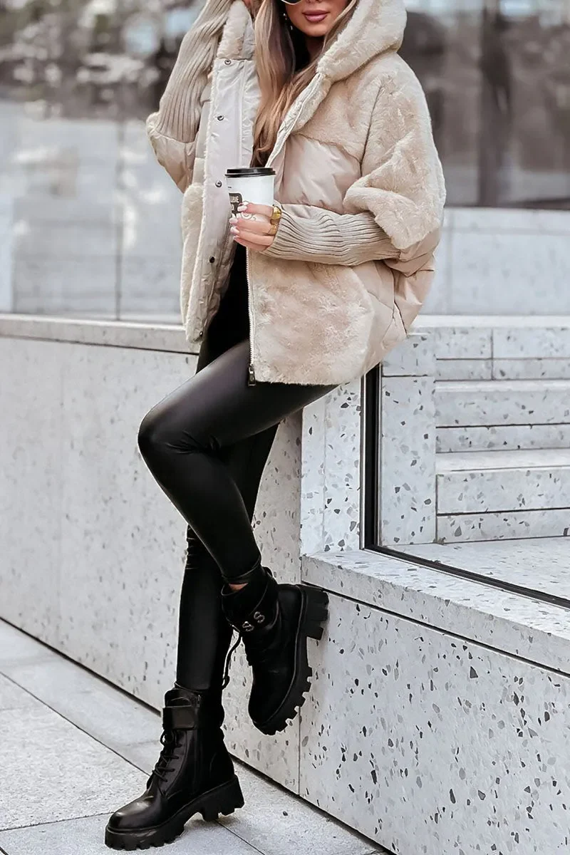 Damen Flauschige Steppjacke - Gerippte Ärmel mit Kapuze - Image 5