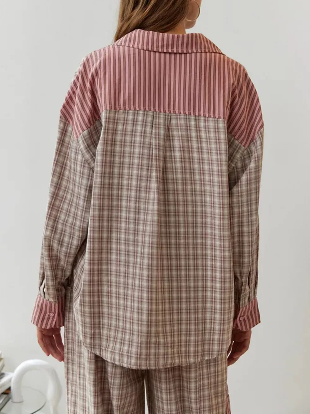 Damen Gestreiftes Pyjama-Set mit Karomuster - Hemd & Hose - Image 2
