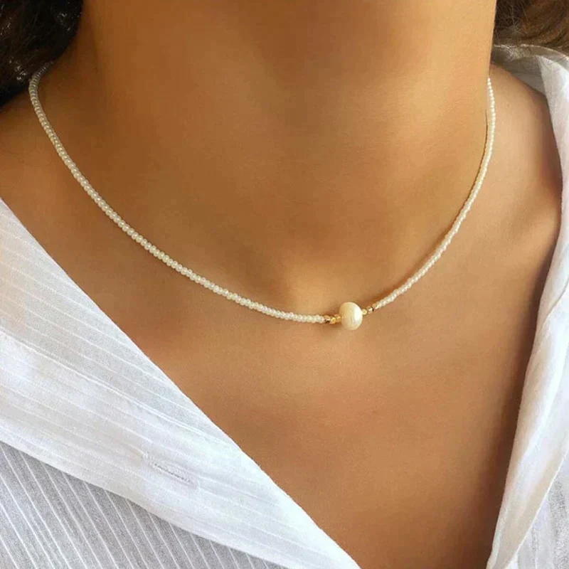Damen Halskette - Mit Feiner Perlenreihe und Einzelner Perle - Image 3