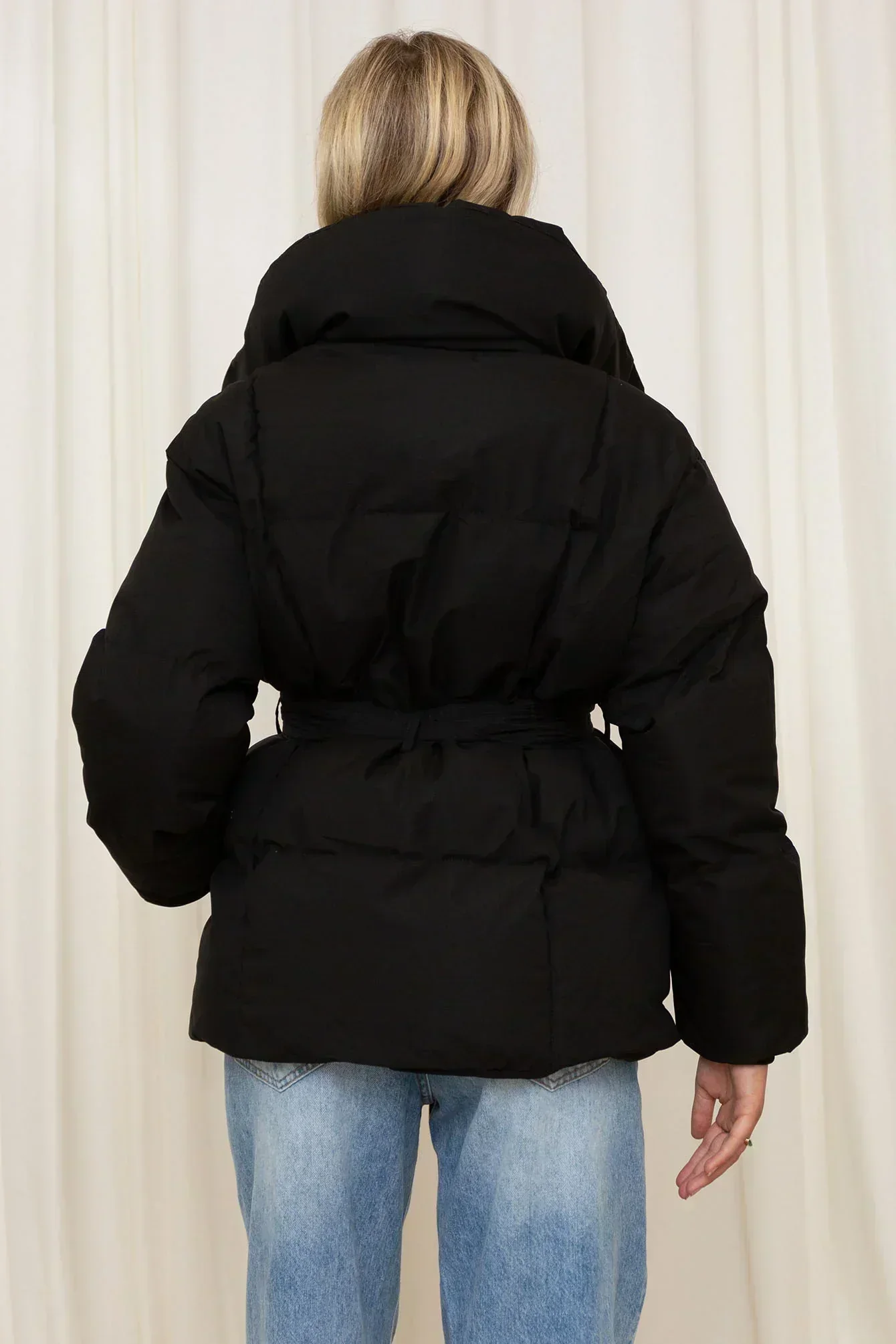 Damen Kurz Pufferjacke - Stehkragen Bindegürtel - Image 2
