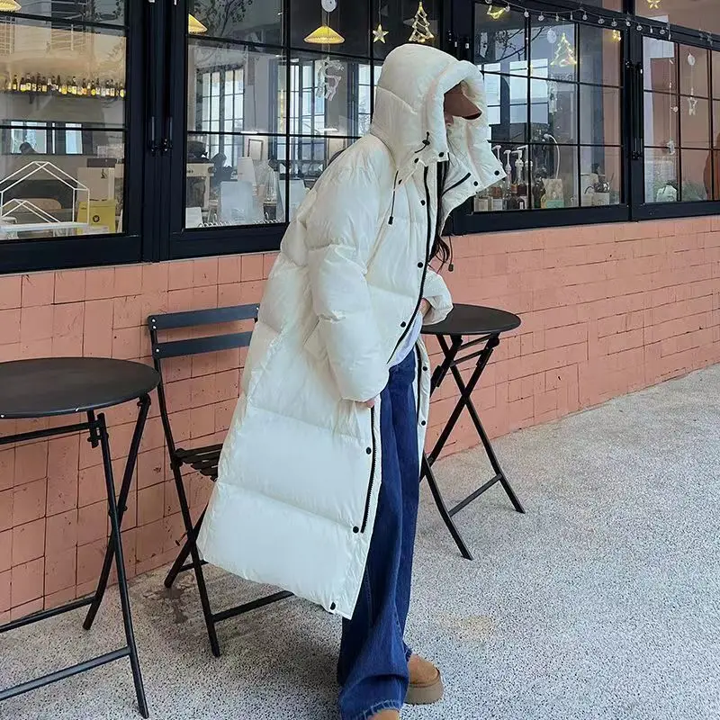 Damen Langer Oversize Puffer-Mantel - Mit Kapuze und Hohem Kragen - Image 2