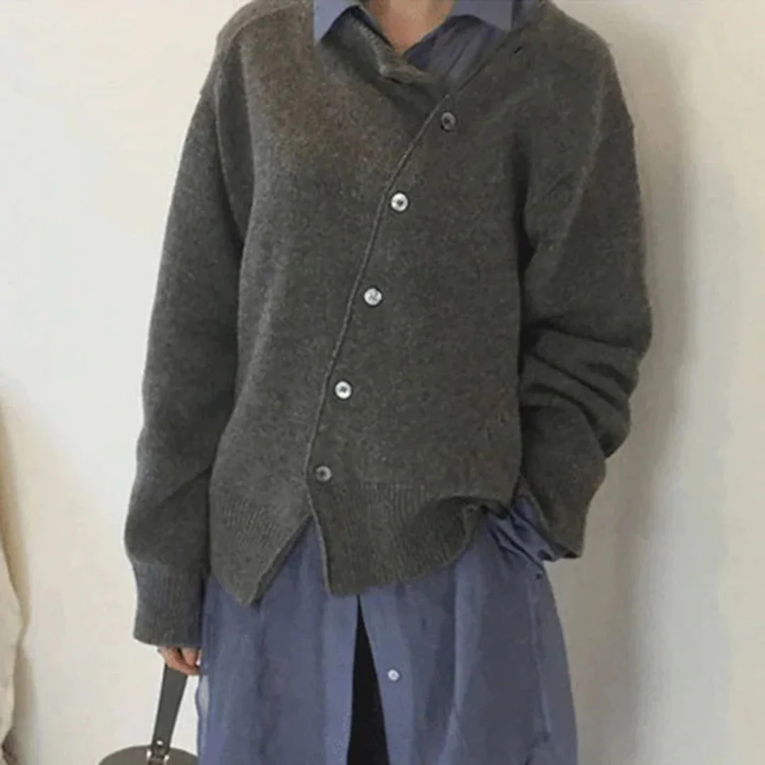 Damen Oversized-Strickjacke – Asymmetrische Knopfleiste