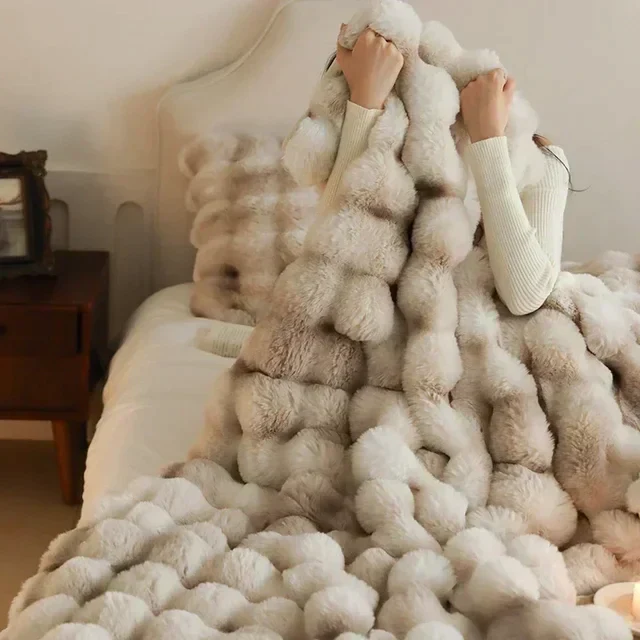 Flauschige Überwurfdecke - Weiche Blasenstruktur - Image 4