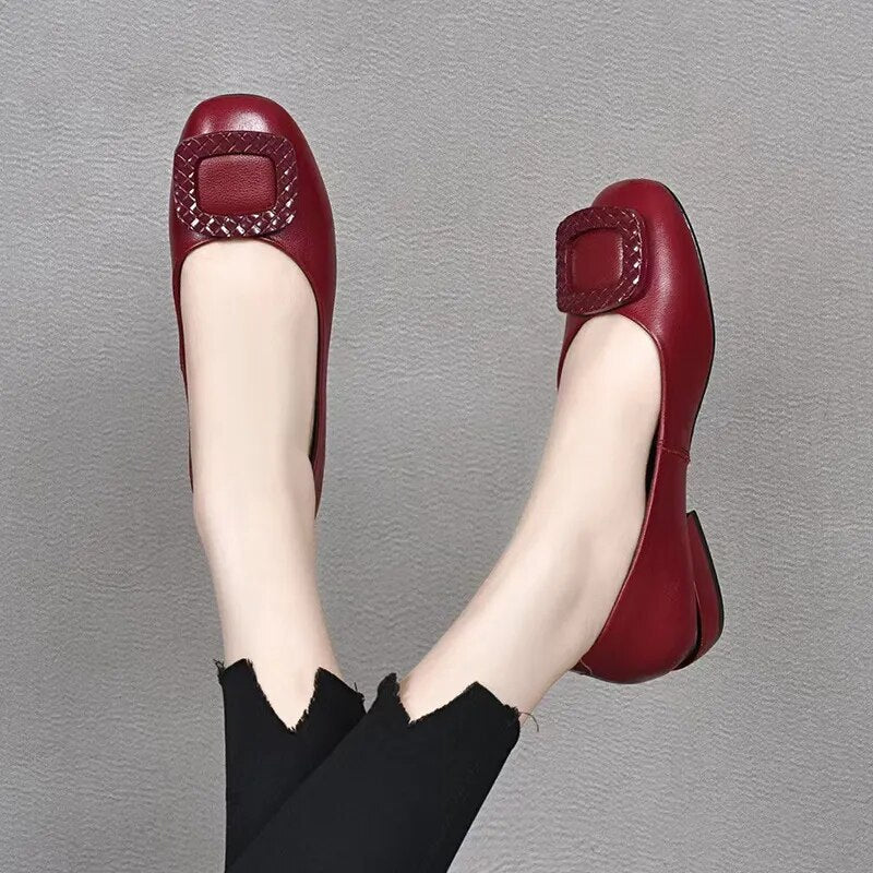 Pair of Marisa Women's Loafers - Image 6